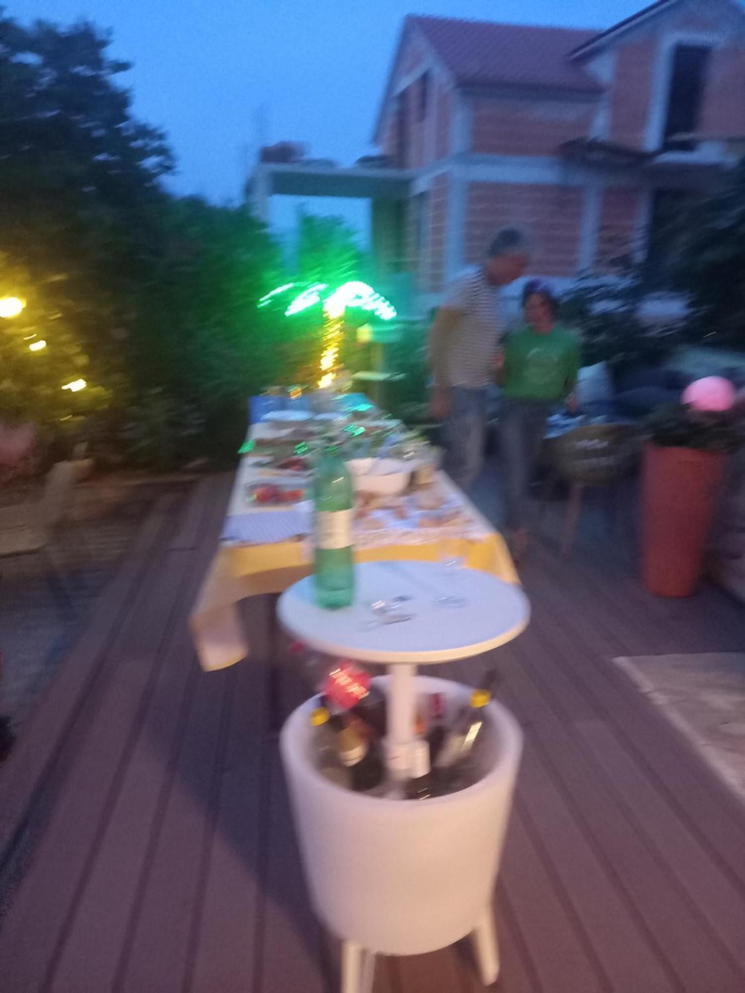 Apartmani Afrodita Sutivan Exterior foto