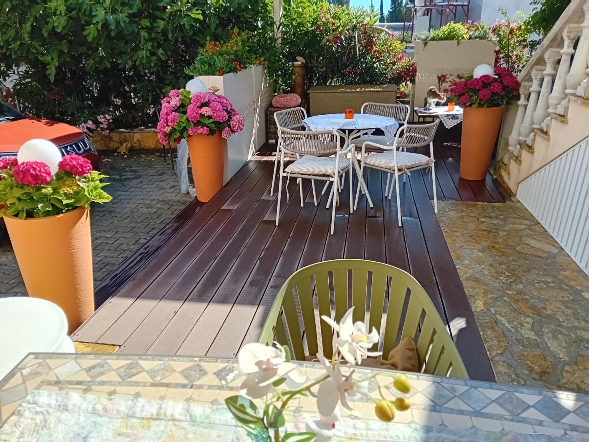 Apartmani Afrodita Sutivan Exterior foto